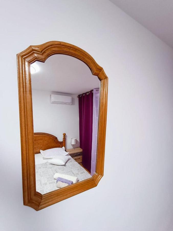 Apartment Glavaric Оміш Екстер'єр фото