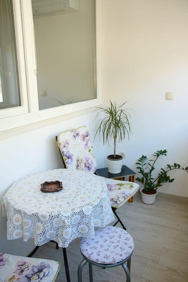 Apartment Glavaric Оміш Екстер'єр фото