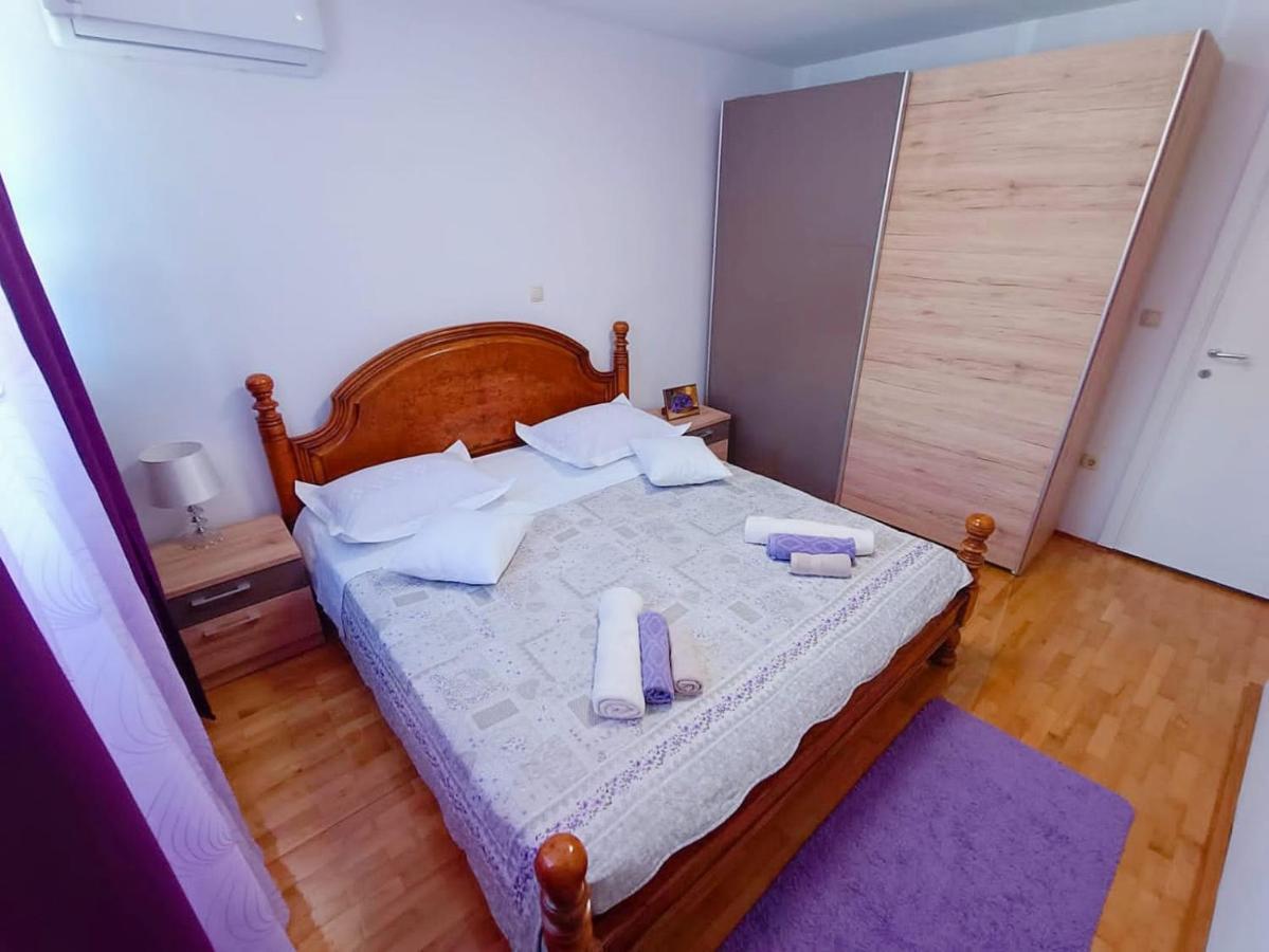 Apartment Glavaric Оміш Екстер'єр фото